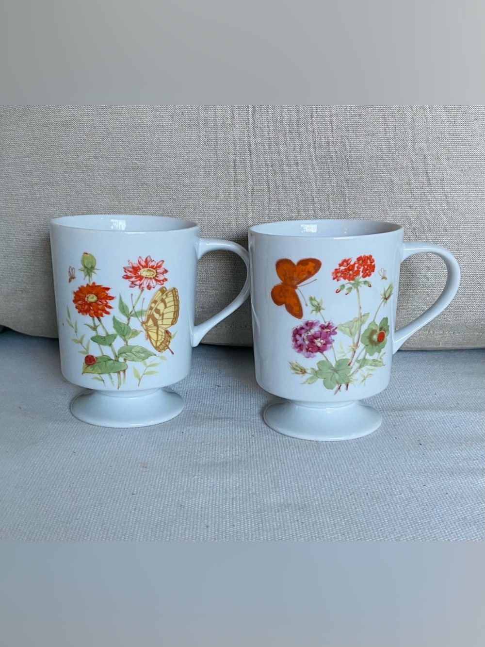 Vintage Botanical Pedestal Mugs Butterfly & Floral Flowers Set of 2